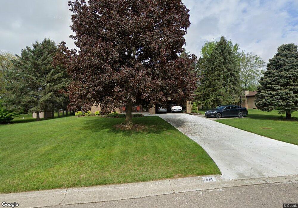 1134 Devenish Ln, Flint, MI 48532 - photo 1