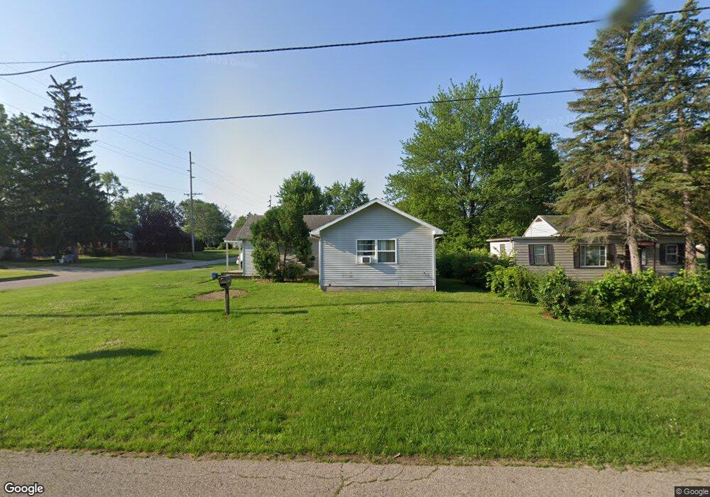 12 Buckeye St, Three Oaks, MI 49128 - photo 1