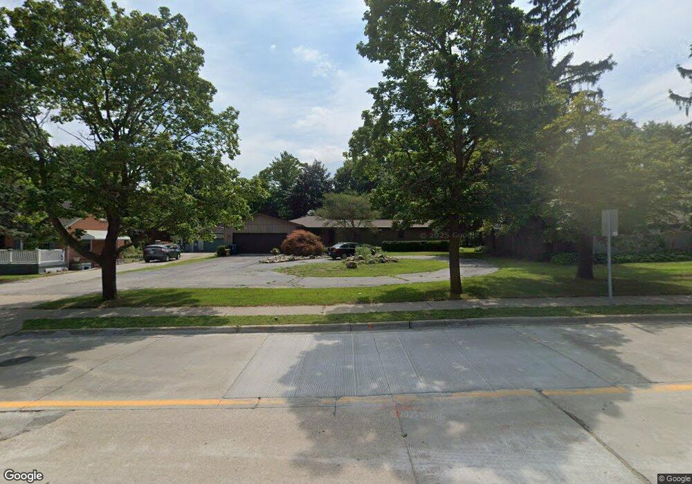 421 W Huron Ave, Vassar, MI 48768 - photo 1