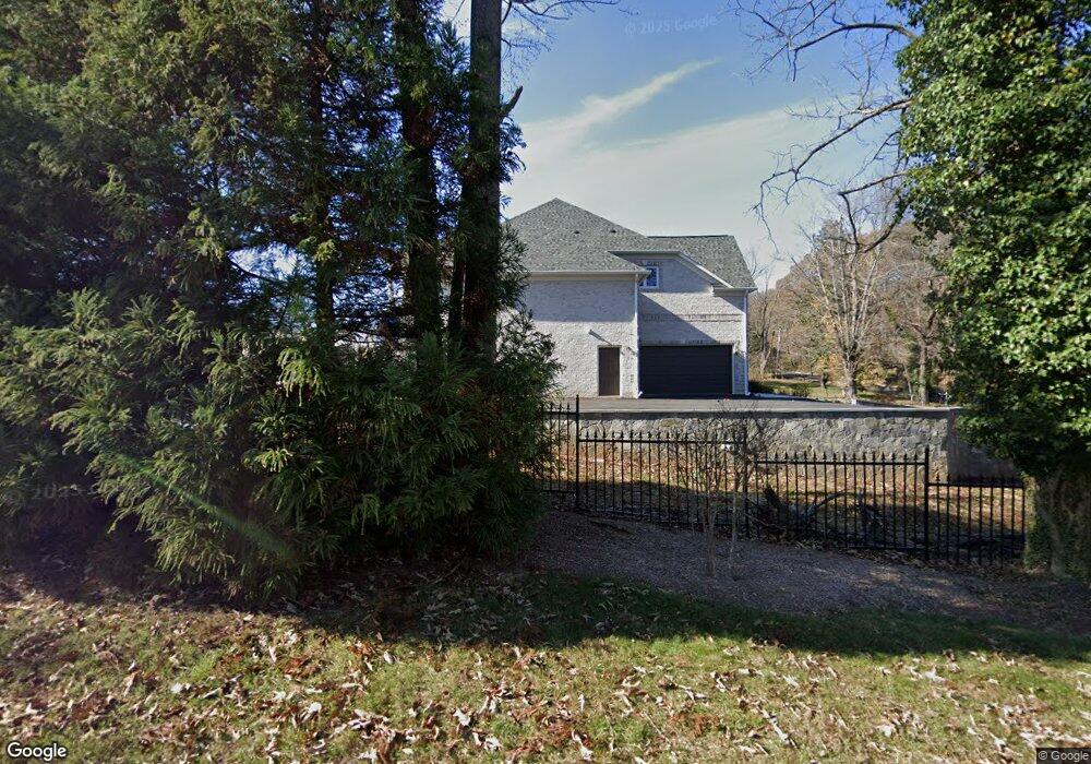 8101 Georgetown Pike A, McLean, VA 22102 - photo 1