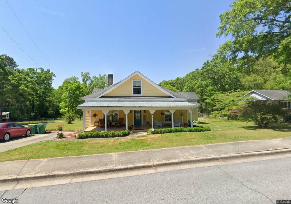 182 N 5th Ave, Winder, GA 30680 - photo 1