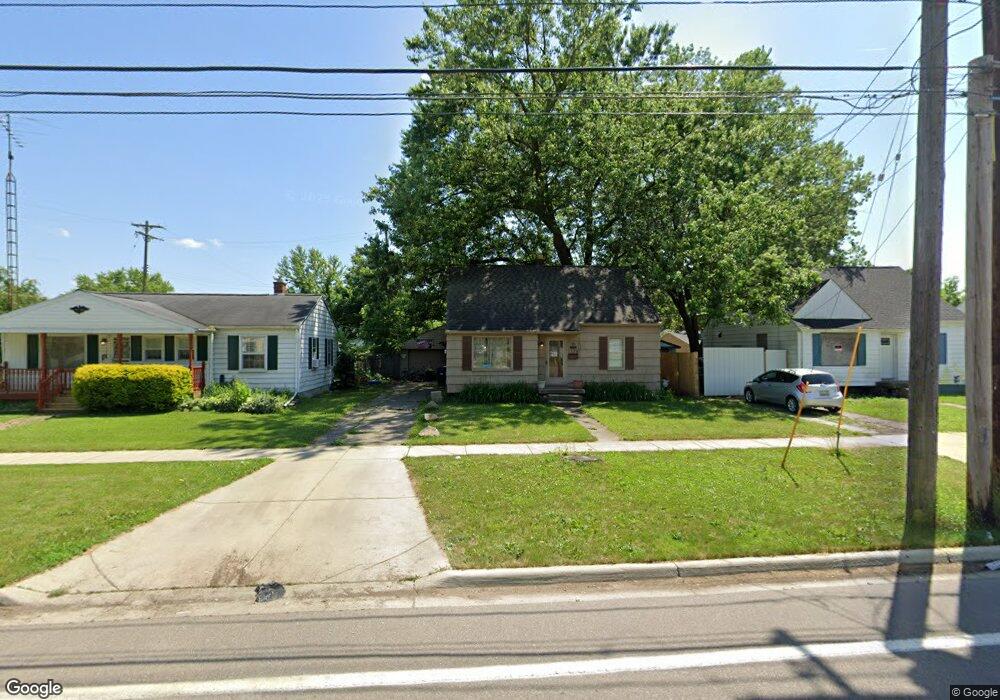 1329 W Atherton Rd, Flint, MI 48507 - photo 1