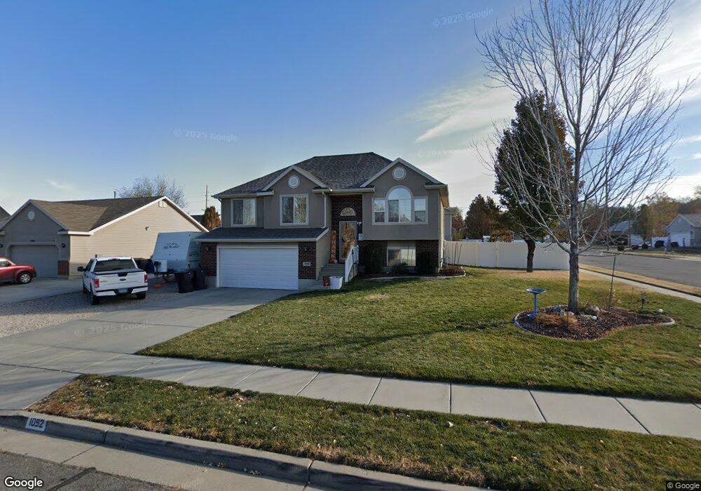 1092 N 1060 W, Clearfield, UT 84015 - photo 1