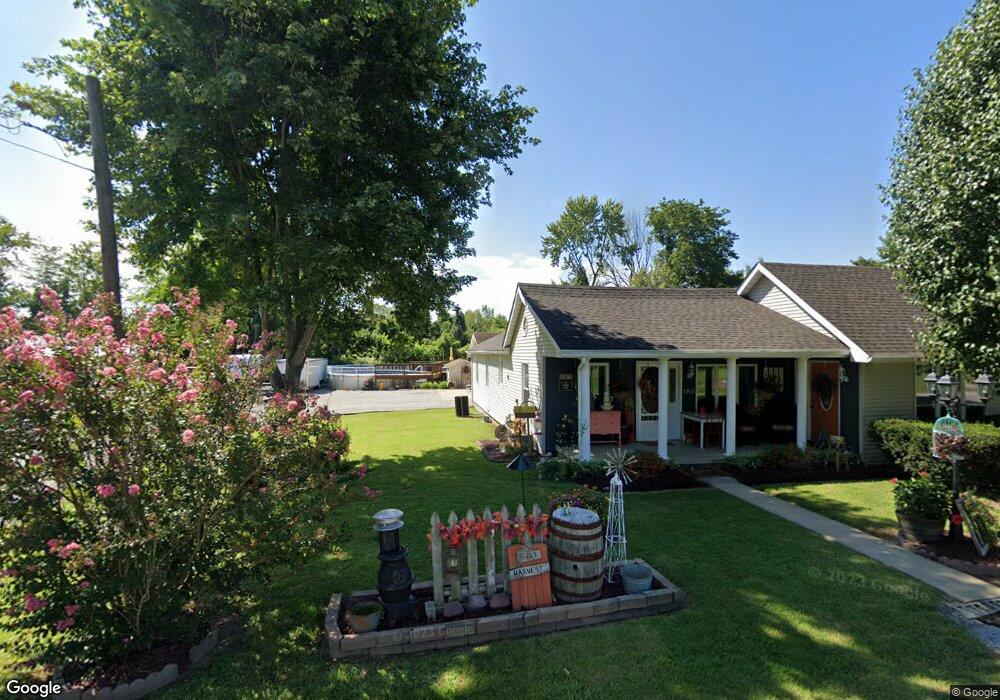 1901 Chestnut St, Harrisburg, IL 62946 - photo 1