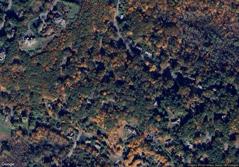 10 Kevin Cir, Framingham, MA 01701 - photo 1