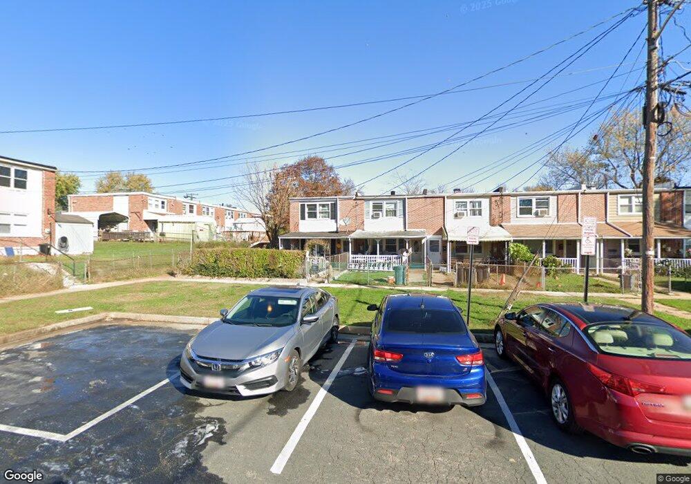 908 Imperial Ct, Halethorpe, MD 21227 - photo 1