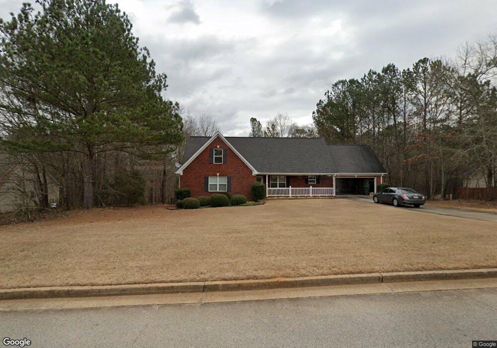558 Brewer Dr, Locust Grove, GA 30248 - photo 1