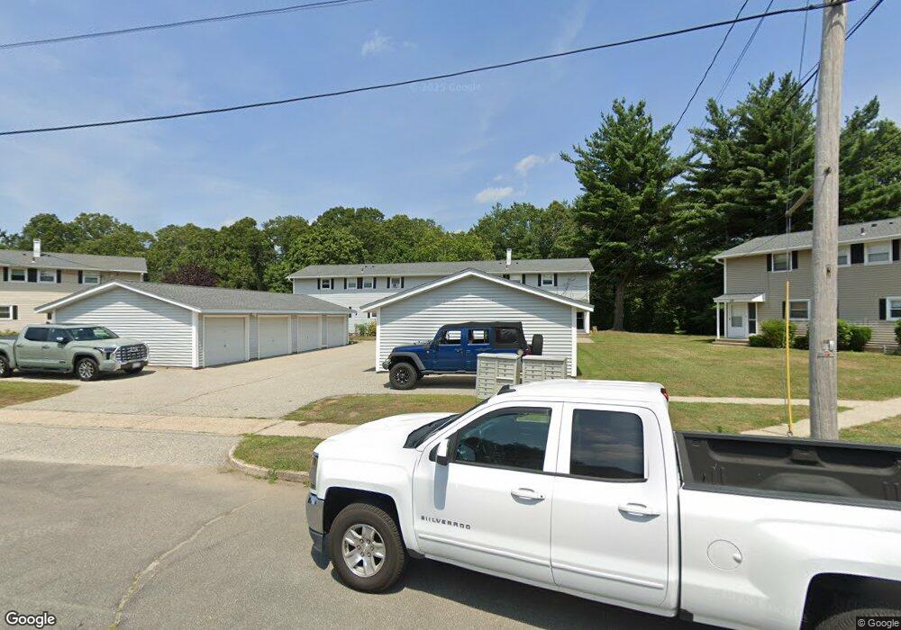 106 Woodbridge Rd, Chicopee, MA 01022 - photo 1