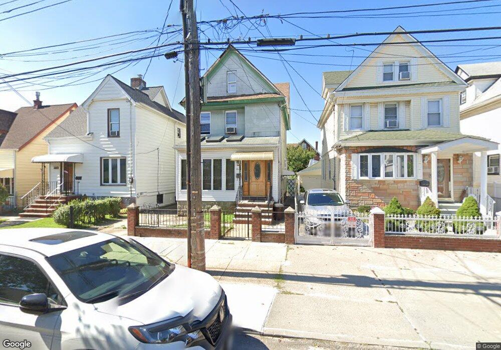 9524 108th St, South Richmond Hill, NY 11419 - photo 1