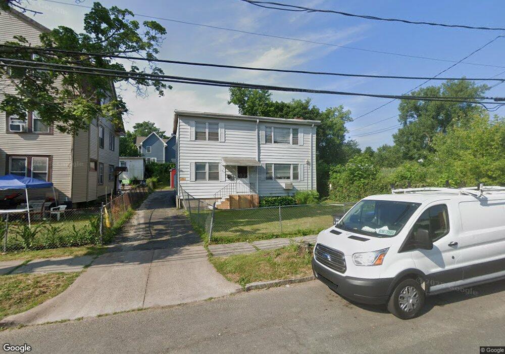 135 Earle St, Hartford, CT 06120 - photo 1