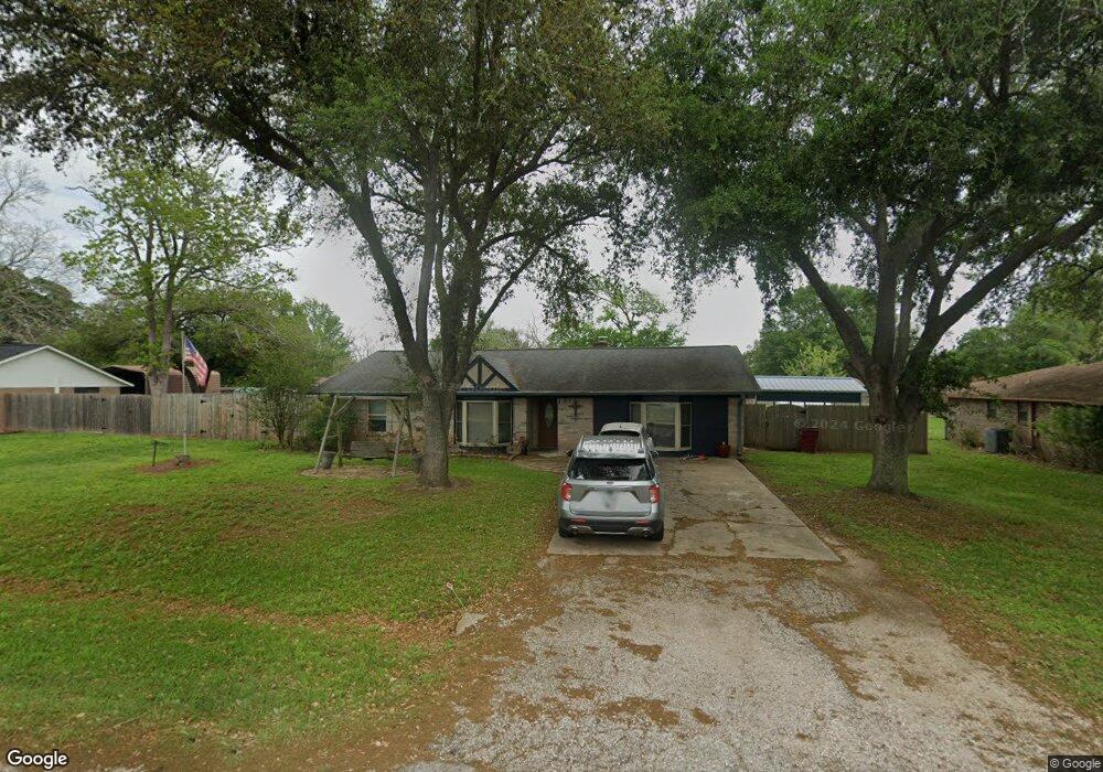 73 Nueces St, Bay City, TX 77414 - photo 1