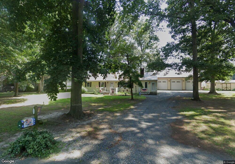 102 Tracy Cir, Laurel, DE 19956 - photo 1