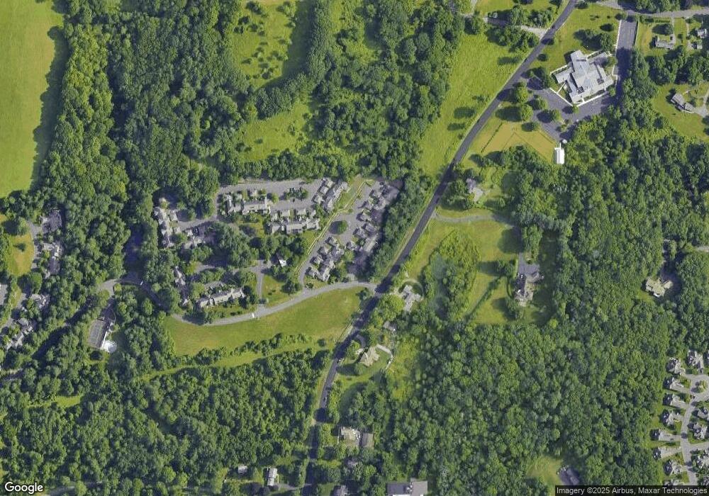 10 Wyndcliffe Park unit 138, Bloomfield, CT 06002 - photo 1