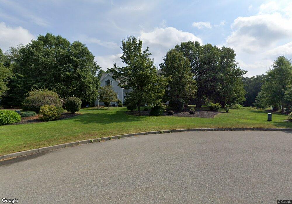 10 Deer Run Rd, Holliston, MA 01746 - photo 1