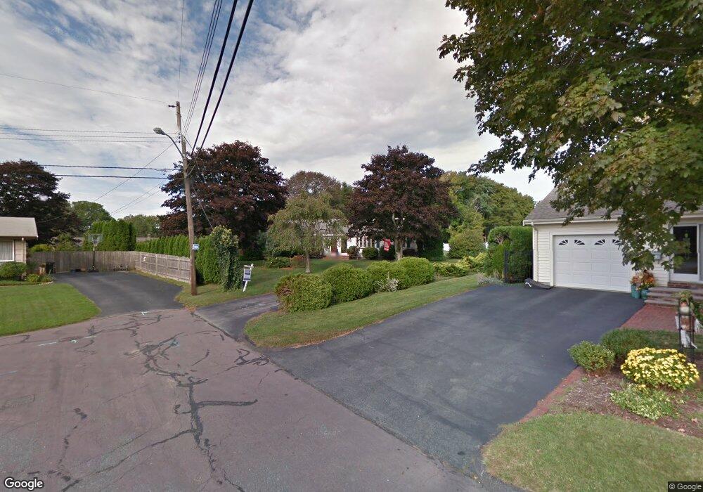 2A Brook View St, Fairhaven, MA 02719 - photo 1