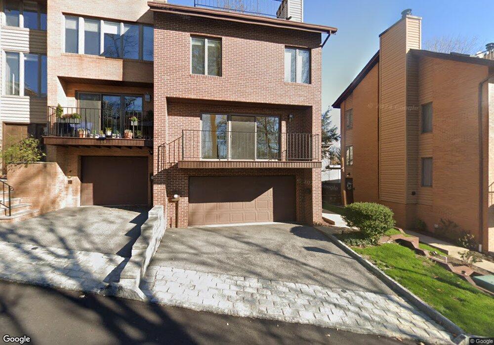 1464 River Rd unit 2, Edgewater, NJ 07020 - photo 1