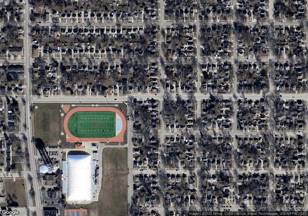 409 11th St NW, Austin, MN 55912 - photo 1