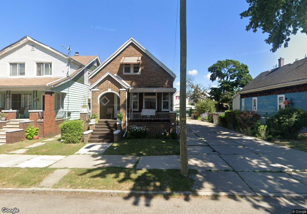 1933 Evaline St, HamtraMcK, MI 48212 - photo 1