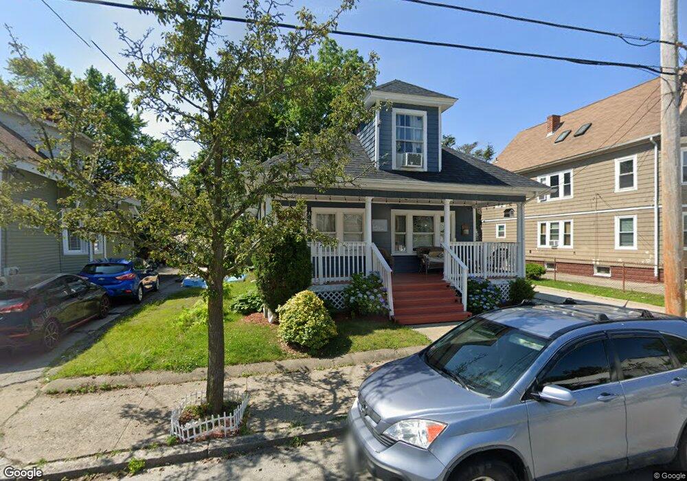 272 Narragansett St, Cranston, RI 02905 - photo 1
