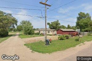 701 E State St, Plankinton, SD 57368