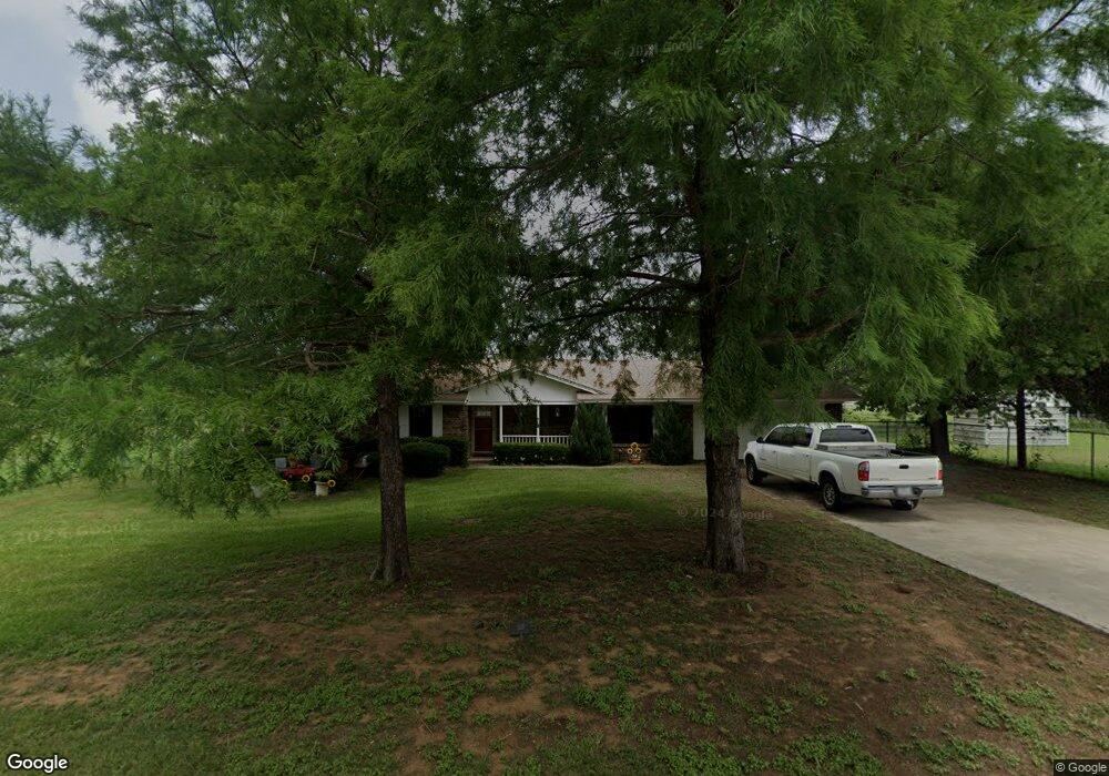 608 N Avenue E, Springtown, TX 76082 - photo 1