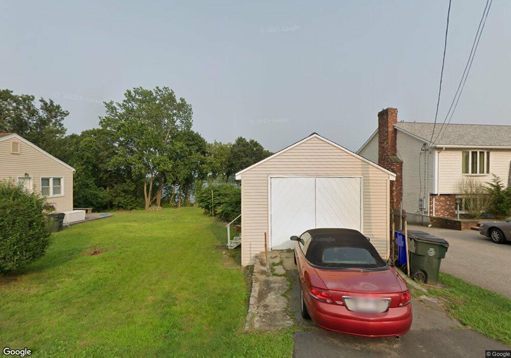 32 Cliff Place, Fall River, MA 02724 - photo 1