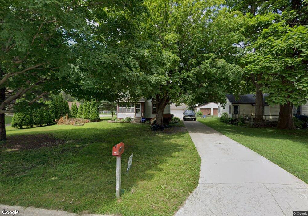 1301 E Hawthorne St, Albert Lea, MN 56007 - photo 1