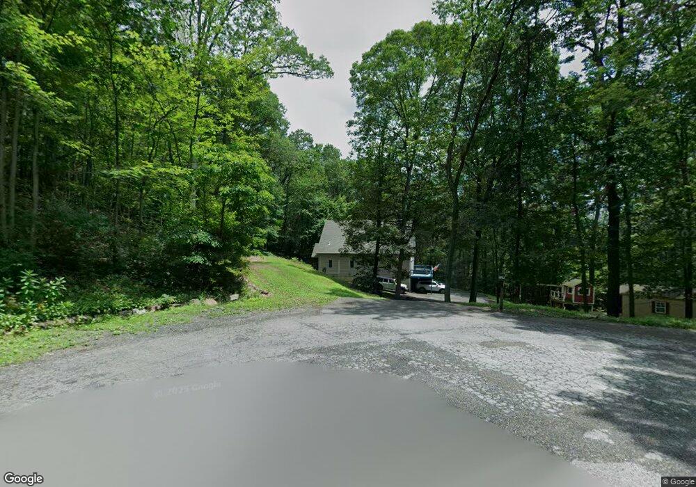 534 Oak Ln, Tamaqua, PA 18252 - photo 1