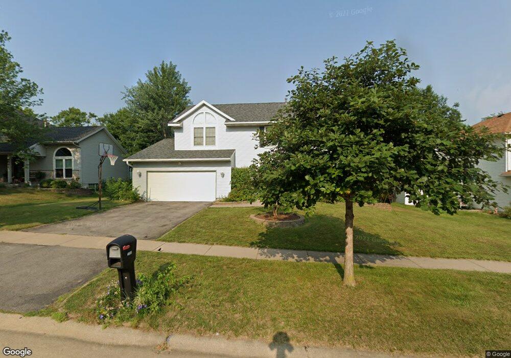 4605 Coventry Ln NE, Cedar Rapids, IA 52402 - photo 1