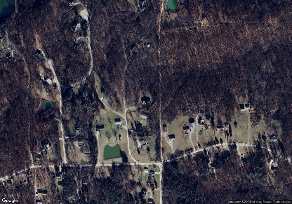 8756 Georgetown Ln, Columbus, IN 47201 - photo 1