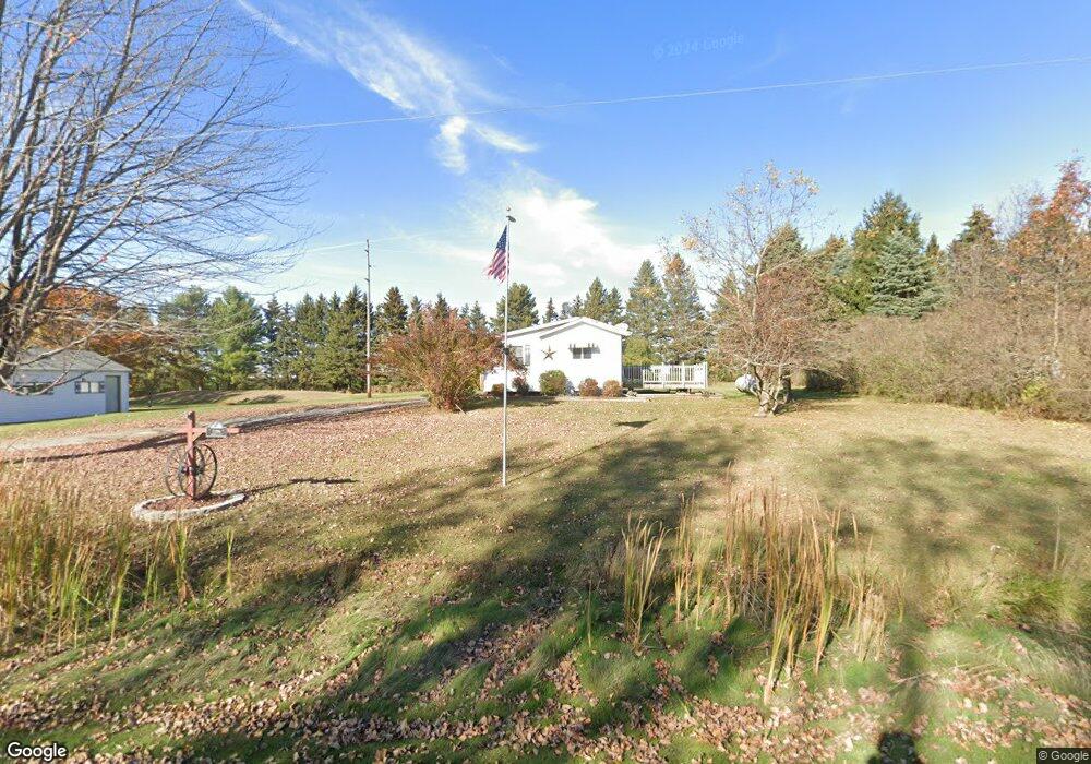 1106 Koeppel Ln, Manitowoc, WI 54220 - photo 1