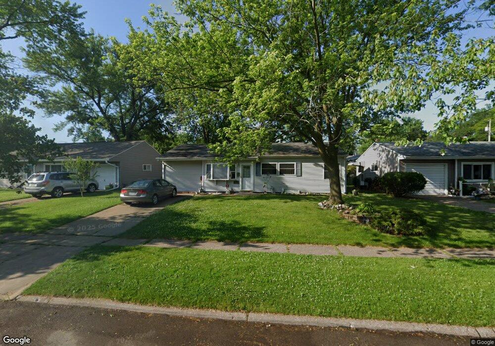 1479 W 29th St, Davenport, IA 52804 - photo 1