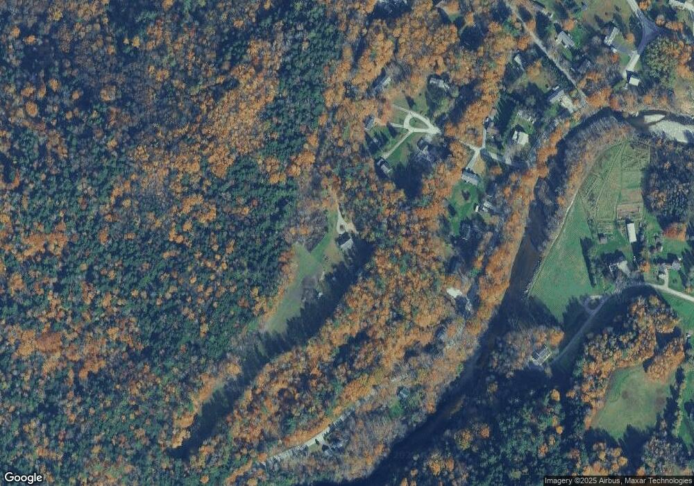 389 Orchard Ln, Richmond, VT 05477 - photo 1