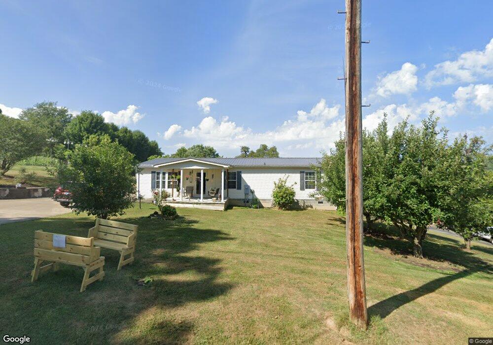 205 W 5th Ave, Watauga, TN 37694 - photo 1