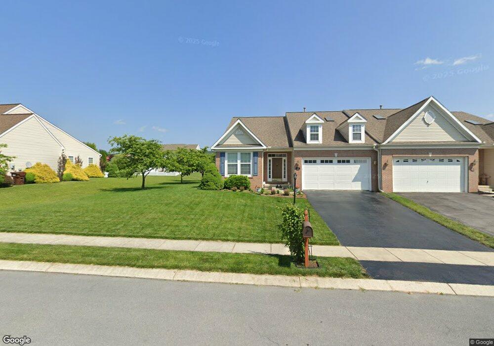 7 Romance Ln, Chambersburg, PA 17202 - photo 1