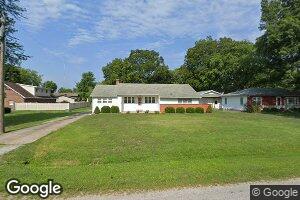 611 22nd St, Carlyle, IL 62231