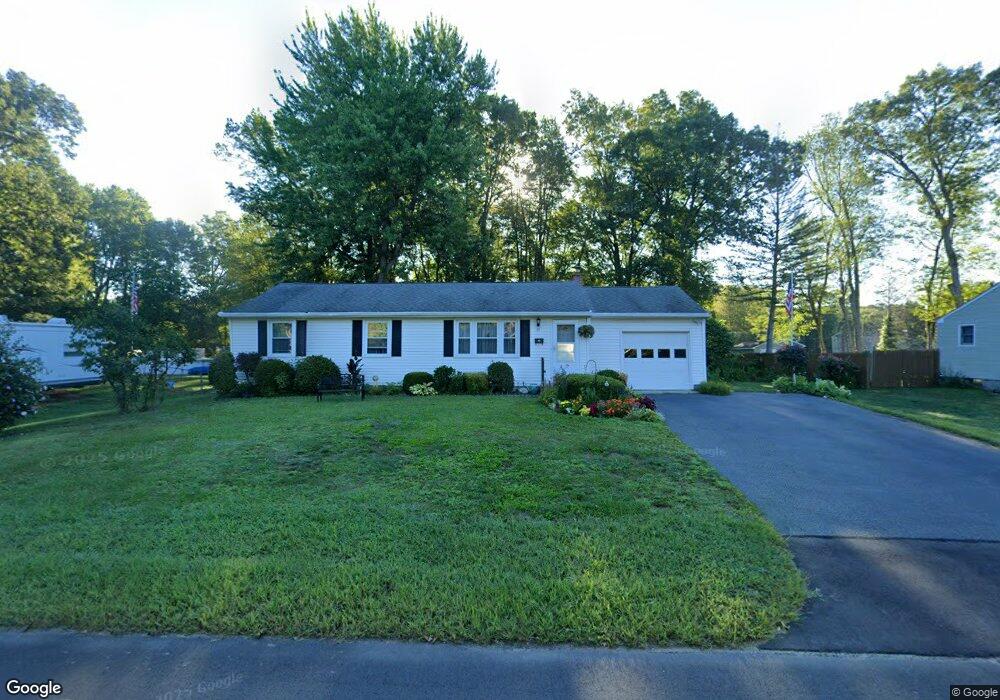 39 Middlesex Dr, Enfield, CT 06082 - photo 1