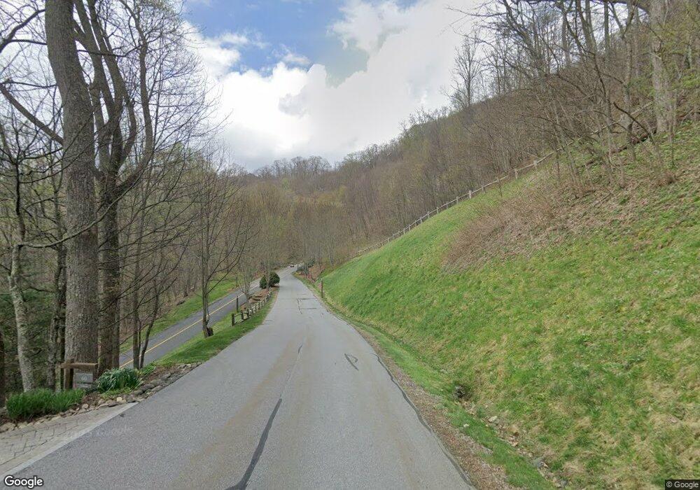 13 Old Growth Forest Rd unit 13, Burnsville, NC 28714 - photo 1