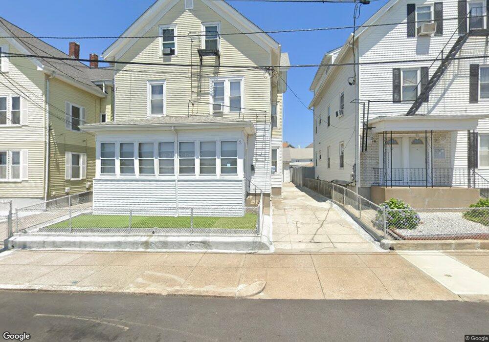 15 Hayward St, Pawtucket, RI 02860 - photo 1