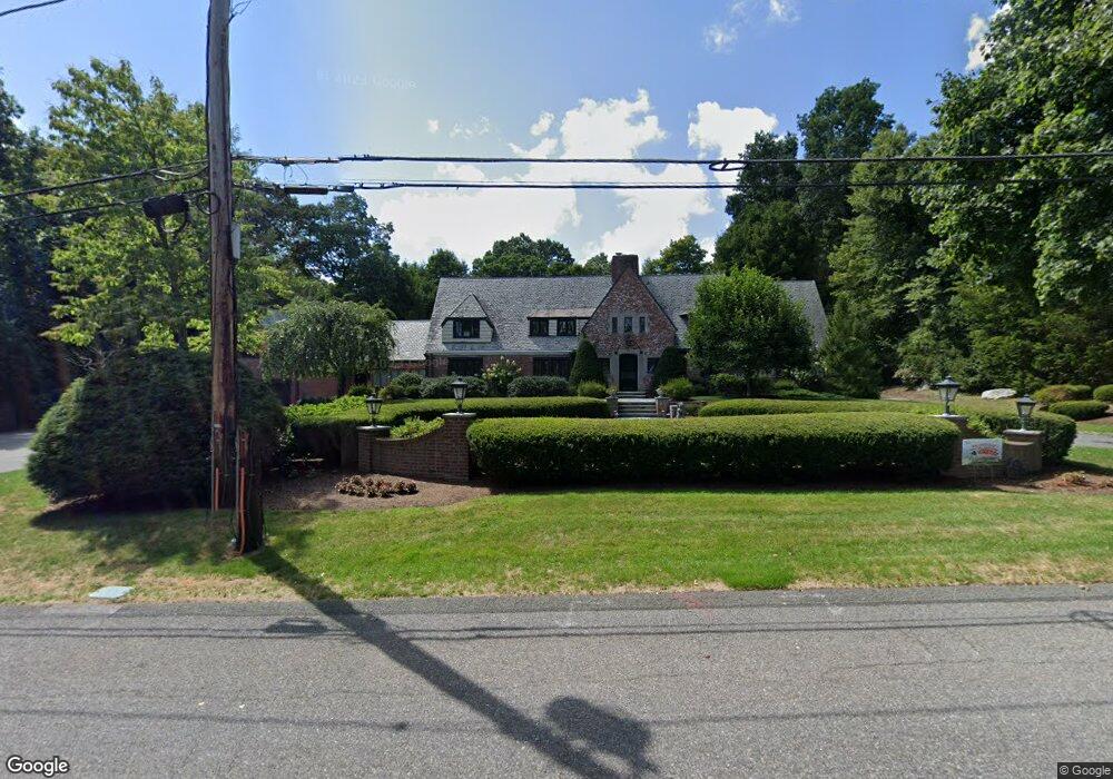 63 Longfellow Rd, Wellesley Hills, MA 02481 - photo 1