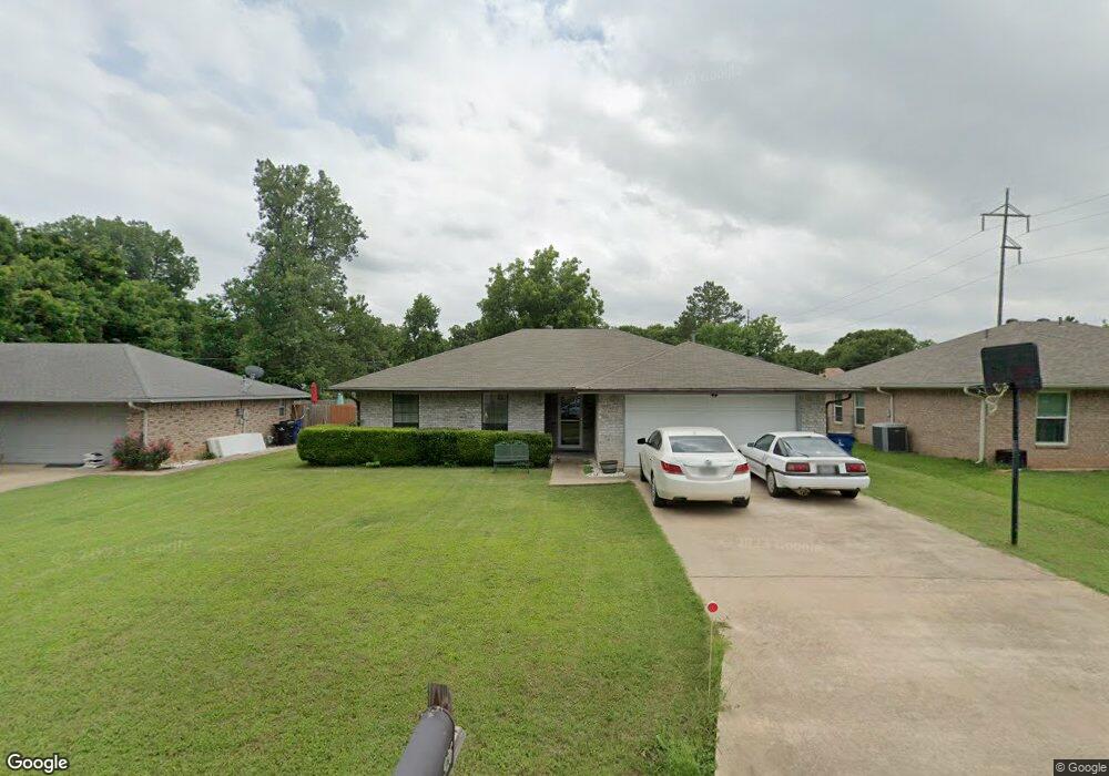 926 Dubois St, Denison, TX 75020 - photo 1