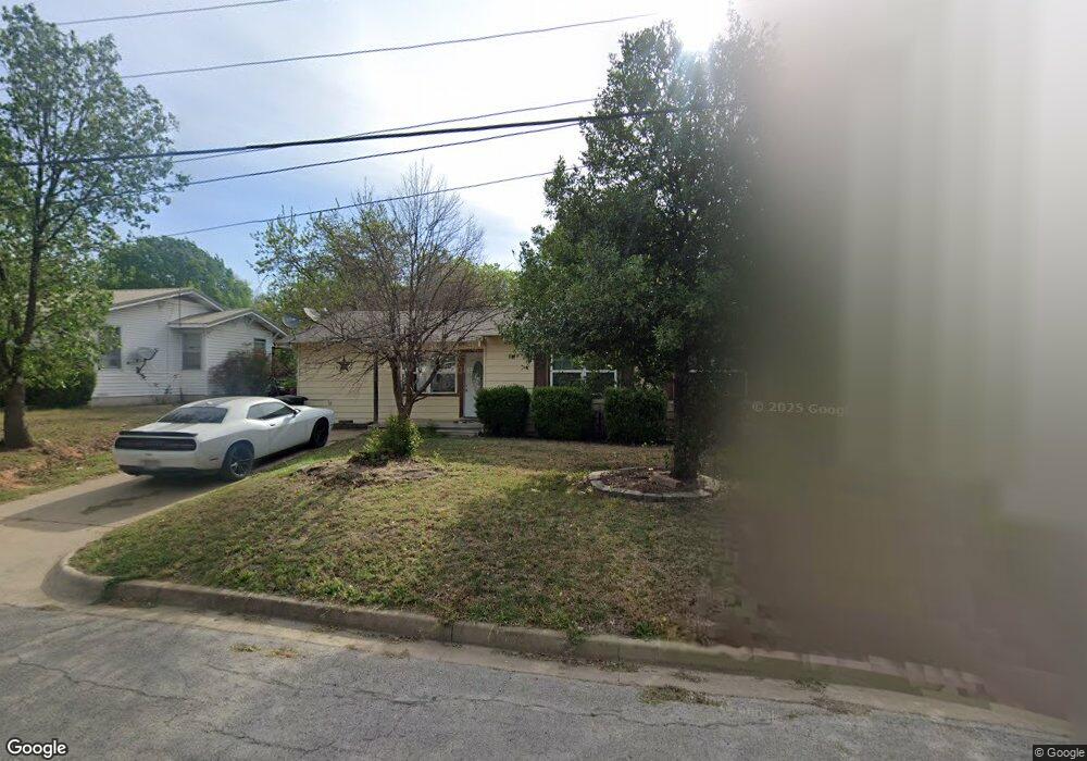 1506 Lexington St, Weatherford, TX 76086 - photo 1