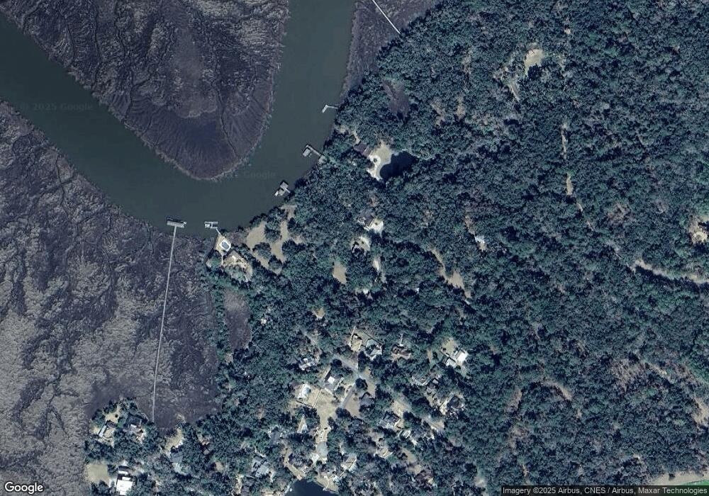 402 Mimosa Dr, Saint Simons Island, GA 31522 - photo 1