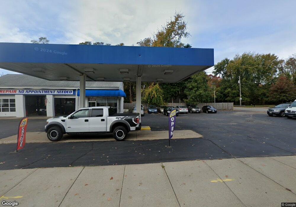 899 Pontiac Ave, Cranston, RI 02910 - photo 1