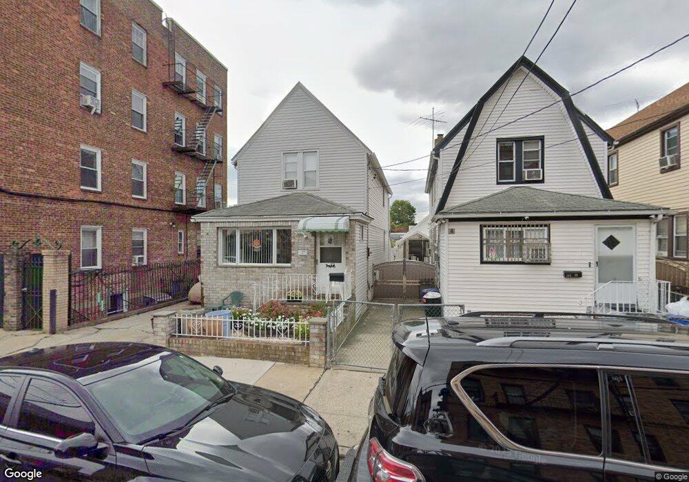 104-40 102nd St unit 2, Jamaica, NY 11417 - photo 1