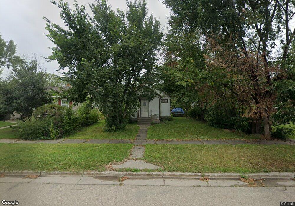 1106 8th Ave SE, Jamestown, ND 58401 - photo 1