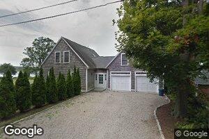 2 Westwood Rd, Jamestown, RI 02835