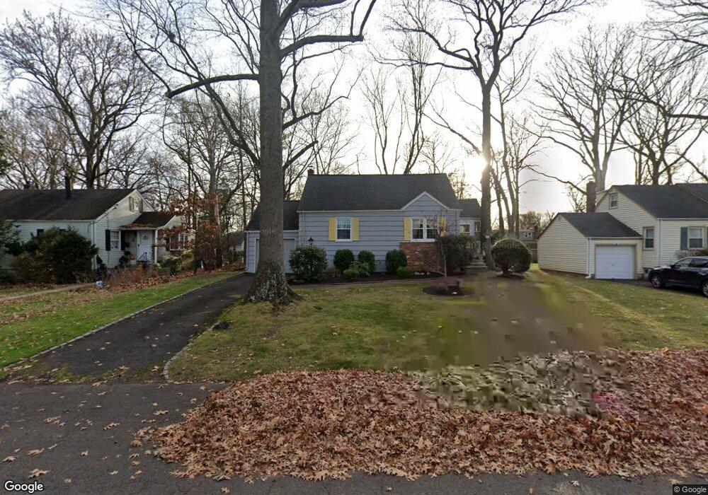 2446 Hill Rd, Scotch Plains, NJ 07076 - photo 1