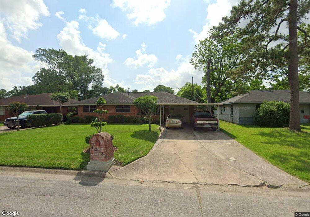 10133 Royal Oaks Dr, Houston, TX 77016 - photo 1