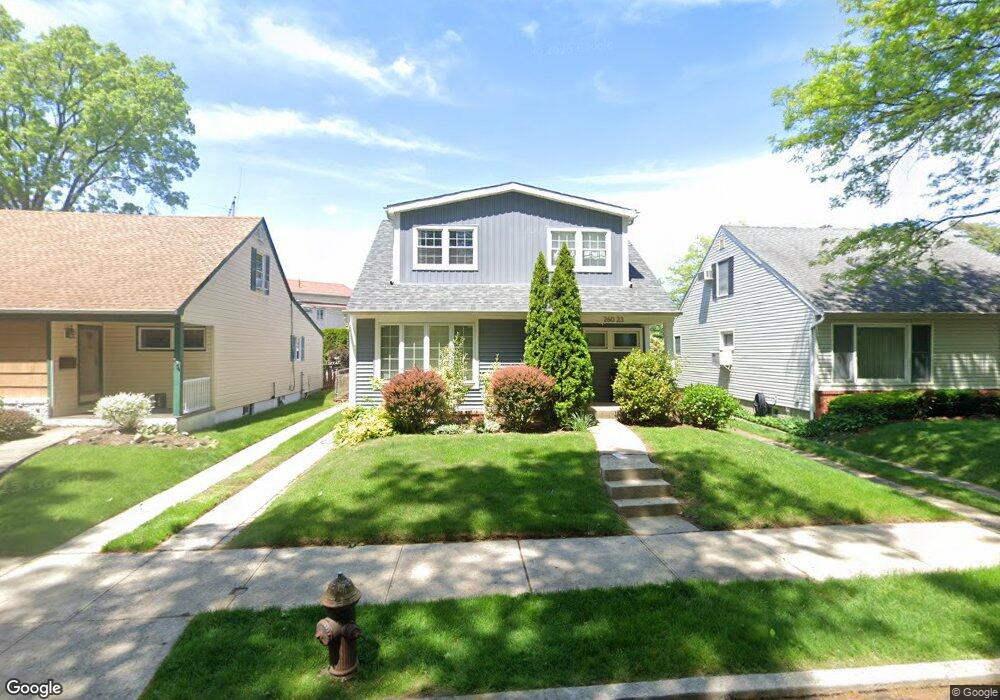 26023 Grand Central Pkwy, Little Neck, NY 11362 - photo 1